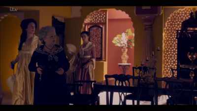 - Water, water...
- I feel... - Beecham House