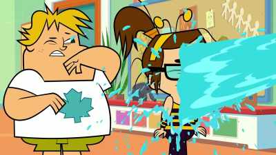 (Water whooshes) - Total DramaRama