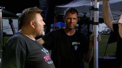 Way to represent. This guy right here is
getting awful heavy, and my back's hurting - Street Outlaws No Prep Kings Team Attack