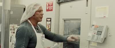 Wayne, to the deli counter. - The Wrestler
