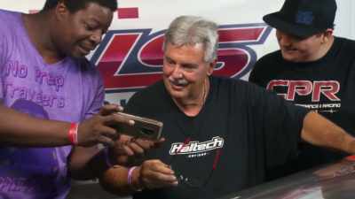 [Wayne] We did a good job and
we got some data for tomorrow. - Street Outlaws No Prep Kings Team Attack