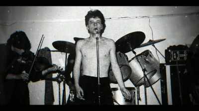 We were 18, young kids. - Simple Minds: Everything is Possible
