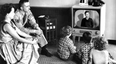 We all lived in two-parent
households, - Jimmie & Stevie Ray Vaughan: Brothers in Blues