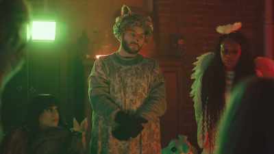 - We all need to pray. - Living for the Dead