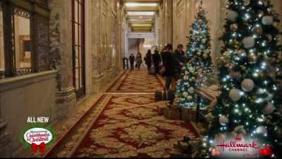 We are all very eager to see
what you have in mind. - Christmas at the Plaza