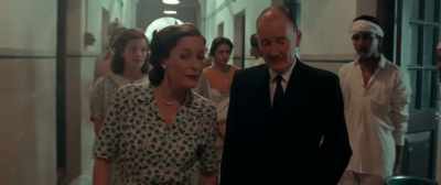 We are awaiting his replacement
from England. - Viceroy's House
