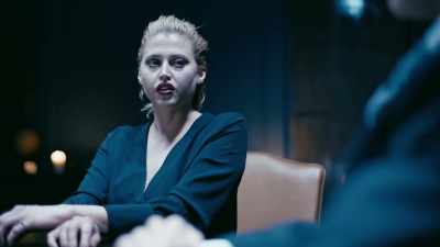 - We are cut off from the world; - Age of the Living Dead