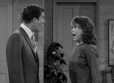 We are dyeing it back
to its natural color. - Being Mary Tyler Moore