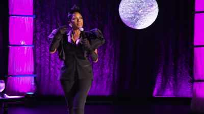 We are embarking - Sommore: Queen Chandelier