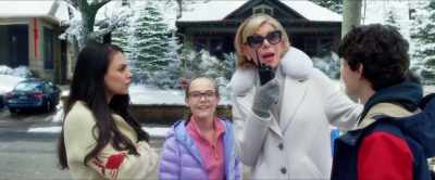 We are go for
the cavalcade, over. - A Bad Moms Christmas