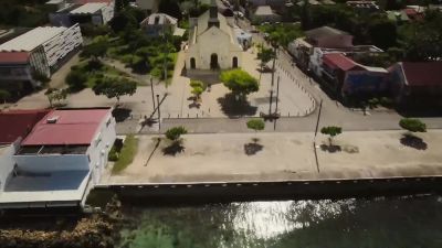 # We are going to get married - Death in Paradise