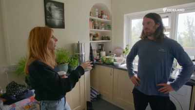 "We are going to turn our back
on everything conventional." - Stacey Dooley Sleeps Over