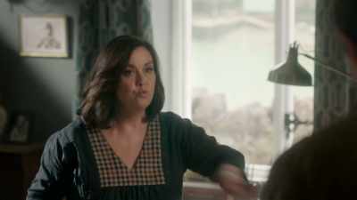 We are going to walk
to the pub - The Trouble with Maggie Cole