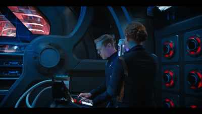 We are headed to an
uninhabited class-4 moon - Star Trek: Discovery