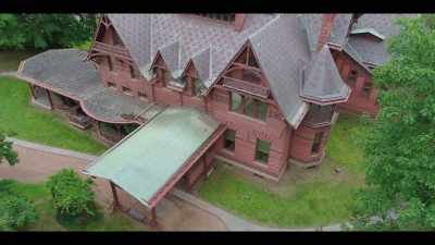 We are in the Mark Twain House and Museum - The History of Home Narrated by Nick Offerman