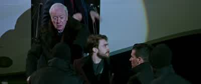 We are moving now. - Now You See Me 2