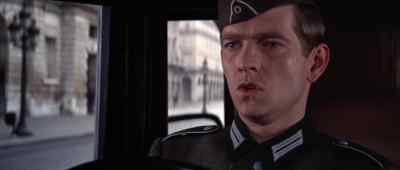 We are now coming
into Place de la Concorde. - The Night of the Generals