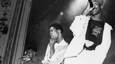 - We became the destiny 3 mcs.
We wrote everything together. - Origins of Hip Hop