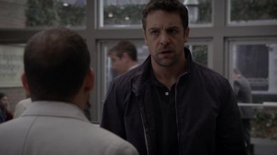We believe Emily has
a clot in her lungs. - House