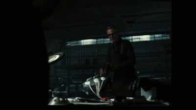 We borrowed this from
the Kryptonian scout ship. - Zack Snyder's Justice League