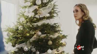 We both know I'm
the lucky one. - A Very Country Christmas Homecoming
