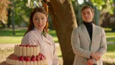 We both once swore
that we'd never make it again. - The Royal Bake Off