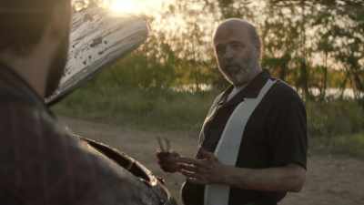 We both want the truck, - The Walking Dead: World Beyond