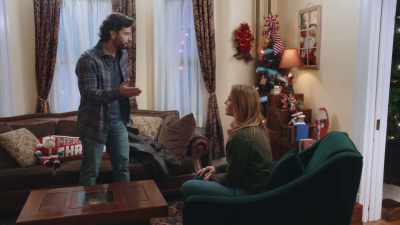 We can... we can host a practice
pitch at the restaurant. - Letters to Santa