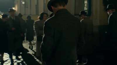 We can do wonders. Miracles. - Maigret in Montmartre