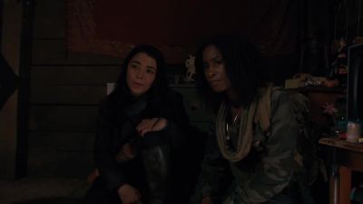 We can help you and your papa. - Van Helsing
