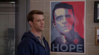 We can take that poster down now. - Chicago Fire