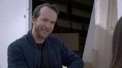 - We can, but these
aren't decorations, - It’s Beginning to Look a Lot Like Murder