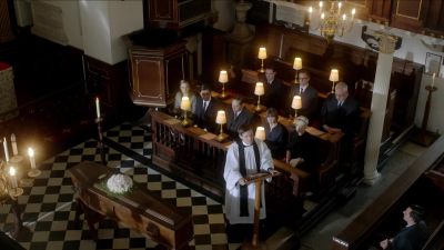 We cannot deny that
Alec Jesmond's death is tragic, - Call the Midwife