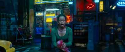 -We can't do it like this. We can fit.
-Zoey, catch! Use it. - Escape Room: Tournament of Champions