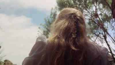 We can't go much further. - Picnic at Hanging Rock