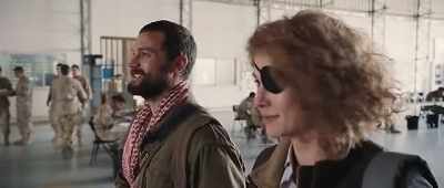 - We can't just drive to Fallujah.
- Why not? - A Private War