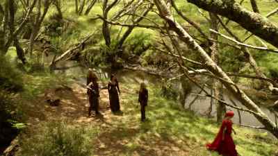 We can't let her do this. - Legend of the Seeker