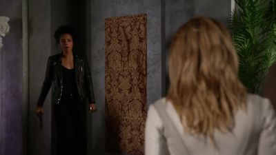 - We can't let them out.
- We can't keep them in. - DC's Legends of Tomorrow