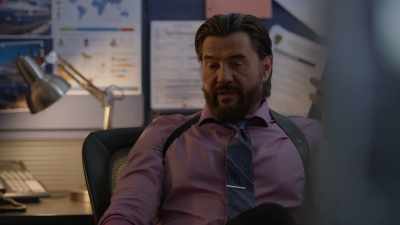 We can't even place Walker
at the condo - Aurora Teagarden Mysteries: Something New