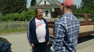 We can't play a game today,
we only have five players. - Benchwarmers 2: Breaking Balls