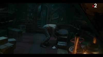 - We can't pull away.
- Nemo, please do something. - Nautilus