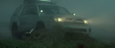 - We can't stay here. - Twisters