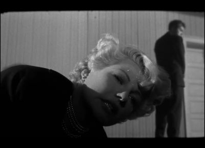We can't win - The Lady from Shanghai