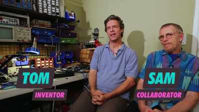 We collaborated to create
what became the DataGlove. - The Power of Glove
