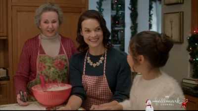 We could cook a whole Christmas
meal, just like that! - Entertaining Christmas
