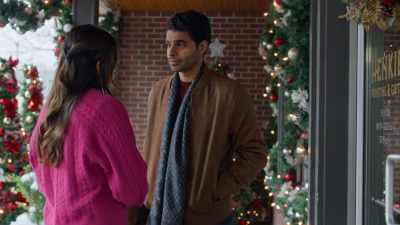 We could figure out
what to say together. - Holiday Crashers