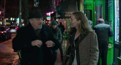 - We could have a few laughs.
- Okay. - The Comedian