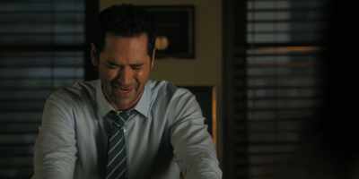 - We could have found another way.
- I have a duty to my client. - The Lincoln Lawyer