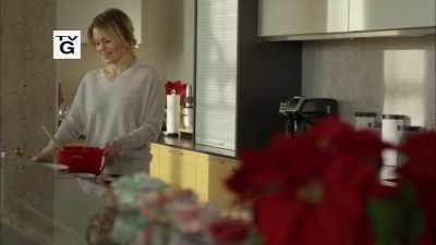 We could move the kitchen
against the east wall - Switched for Christmas