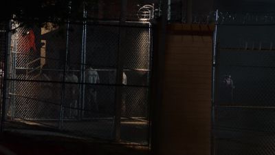 We could rush through the gates
and take out those guards. - Marvel's Runaways
